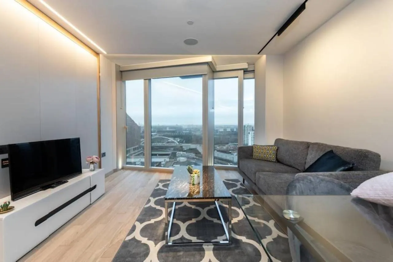 Amazing Apartment With Incredible Views Londra