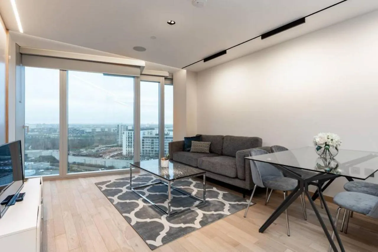 Amazing Apartment With Incredible Views Londra