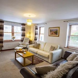  Holiday home Explorers Retreat United Kingdom